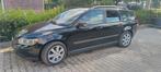Volvo V50 1.8 2004 Zwart, Auto's, Voorwielaandrijving, 65 €/maand, 4 cilinders, Zwart
