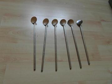 5- 6 lange lepels beschikbaar voor biedingen