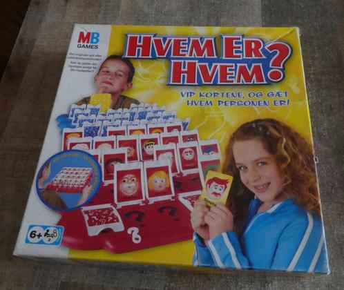 Wie is het? spel gele doos. MB 6 jaar., Hobby en Vrije tijd, Gezelschapsspellen | Bordspellen, Zo goed als nieuw, Een of twee spelers