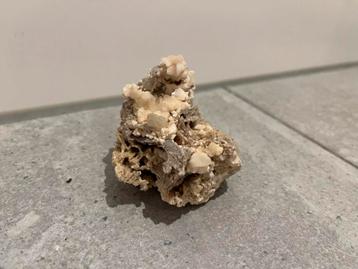 Mooi Mineraal Kristal beschikbaar voor biedingen
