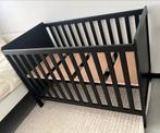 Zwart Ledikant - Zo goed als nieuw, Kinderen en Baby's, Babywiegjes en Ledikanten, Ophalen, Zo goed als nieuw, Ledikant