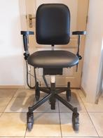 Te koop aangeboden Medross Mondo trippelstoel elektrisch H/L, Diversen, Verpleegmiddelen, Ophalen of Verzenden, Zo goed als nieuw