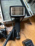 National Professional flitser, Audio, Tv en Foto, Fotografie | Flitsers, Ophalen of Verzenden, Gebruikt, Overige merken