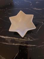 Stervormige Schaal kleine, Porselein of Keramiek, Schaal, Ophalen of Verzenden, Zo goed als nieuw