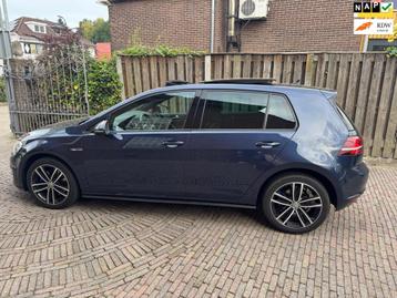 Volkswagen Golf 1.4 TSI GTE Panoramadak beschikbaar voor biedingen