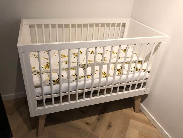 Kidsmill Sixties Ledikant 120x60, Kinderen en Baby's, Babywiegjes en Ledikanten, Gebruikt, Ledikant, Ophalen