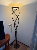 Mooie staande lamp, Huis en Inrichting, Lampen | Vloerlampen, Ophalen, Zo goed als nieuw, 150 tot 200 cm