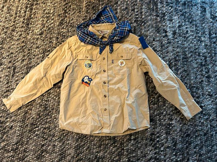 Scouting Blues Bruin + Zakdoek & Shirt Oud Gastel, Verzamelen, Scouting, Zo goed als nieuw, Kleding, Ophalen of Verzenden