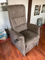 Elektrische sta-op stoel taupe maat L, Huis en Inrichting, Fauteuils, Ophalen, Zo goed als nieuw, 75 tot 100 cm, 50 tot 75 cm