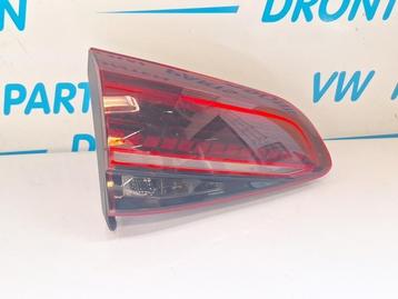 Achterlicht links van een Volkswagen Golf beschikbaar voor biedingen