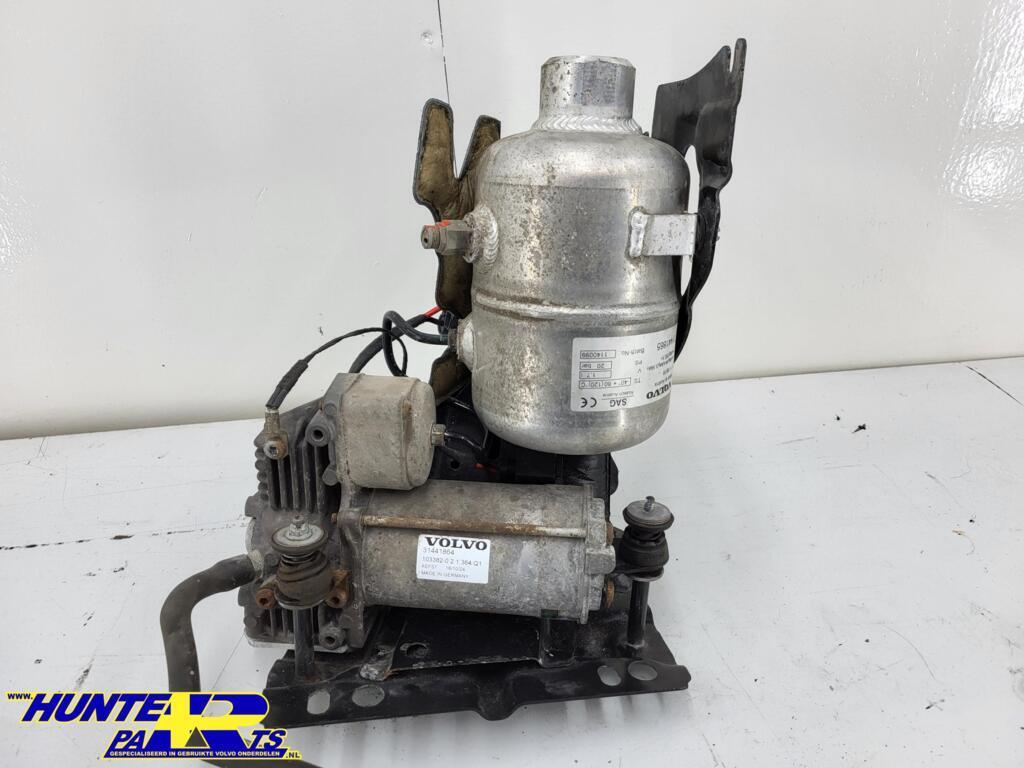 Luchtvering compressor Volvo V90/S90 ('16-'22) 31441864, Gebruikt, Ophalen of Verzenden, Volvo, Volvo