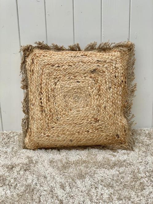 Jute kussen met franjes 45x45 cm, Huis en Inrichting, Woonaccessoires | Kussens, Nieuw, Beige, Vierkant, Ophalen of Verzenden