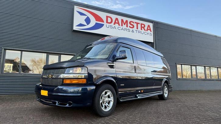 Chevrolet Express 2500 6.6 duramax Sunshine conversion, Auto's, Bestelauto's, Te koop, Achteruitrijcamera, Bluetooth, Centrale vergrendeling