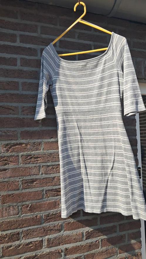 Esprit wit grijs strepen jurk maat L., Kleding | Dames, Jurken, Zo goed als nieuw, Maat 42/44 (L), Wit, Knielengte, Ophalen of Verzenden