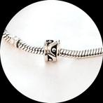 Pandora Wave Dots 790257, Sieraden, Tassen en Uiterlijk, Bedels, Gebruikt, Pandora, Ophalen of Verzenden, 1 bedel