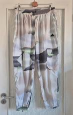 Adidas | Cargobroek | XL | 42, Kleding | Dames, Broeken en Pantalons, Overige kleuren, Adidas, Maat 42/44 (L), Ophalen of Verzenden