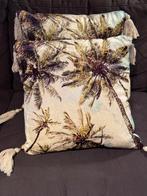 Twee Goround sierkussens - LJ Goston - Bohemian - 45x45 cm, Huis en Inrichting, Ophalen of Verzenden, Zo goed als nieuw, Overige kleuren