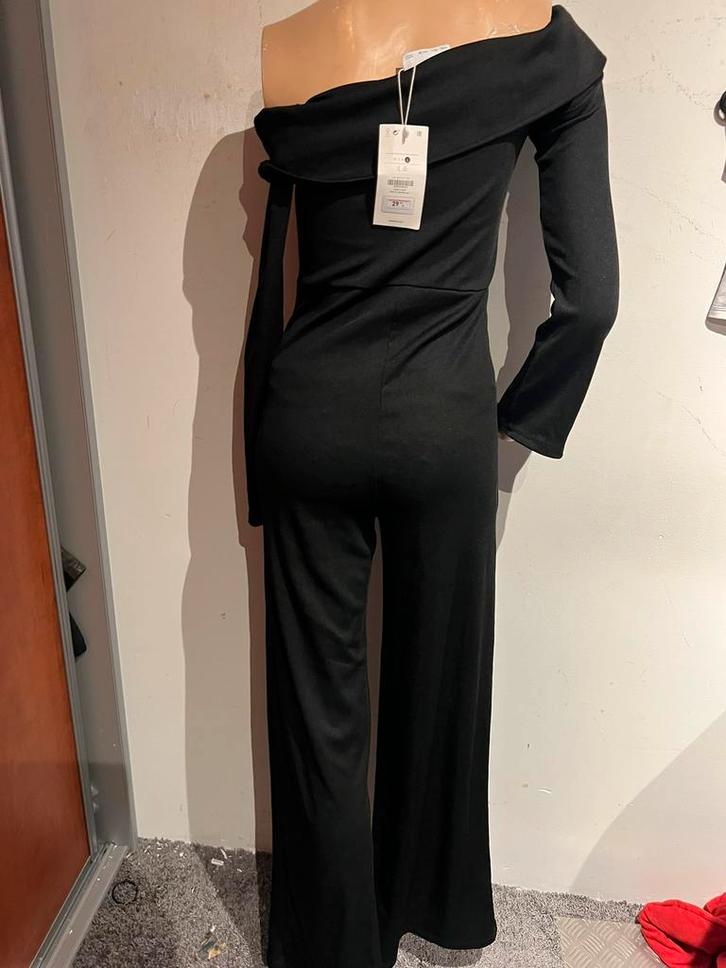 BERSHKA jumpsuit maat L nieuw met kaartjes, Kleding | Dames, Jumpsuits, Nieuw, Maat 42/44 (L), Zwart, Ophalen of Verzenden
