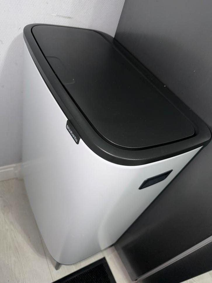 Brabantia Bo Touch Bin Hi prullenbak 60 liter €110, Huis en Inrichting, Woonaccessoires | Prullenbakken, Zo goed als nieuw, Rvs