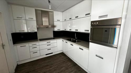 Bruynzeel Keuken., Huis en Inrichting, Keuken | Complete keukens, Gebruikt, Hoekkeuken, Wit, Composiet, Hoogglans of Gelakt, Ophalen