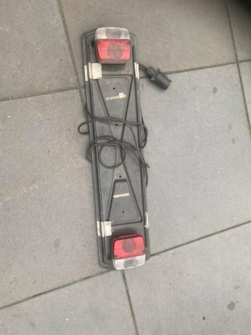 Verlichtingsbalk Fietsendrager beschikbaar voor biedingen