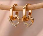 Mooie kleine 18K goud verguld oorbellen met hartjes, Overige materialen, Nieuw, Ophalen of Verzenden, Met edelsteen
