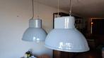 2 Ovale grijze industriële hanglampen., Huis en Inrichting, Lampen | Hanglampen, Ophalen, Gebruikt, Minder dan 50 cm