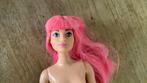 Erg leuke barbie curvy, Verzamelen, Poppen, Ophalen of Verzenden, Zo goed als nieuw