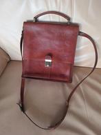 Hele mooie bruin lederen La Moda Crossbody tas, Sieraden, Tassen en Uiterlijk, Tassen | Damestassen, Ophalen of Verzenden, Zo goed als nieuw
