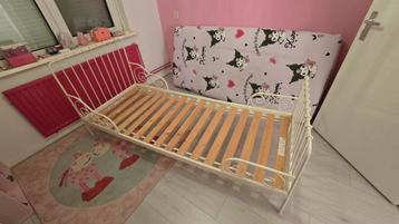 GRATIS 2x Ikea meegroei bedjes zonder matras beschikbaar voor biedingen