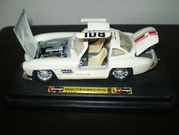 Mercedes 300 sl uit 1954 van Burago. beschikbaar voor biedingen