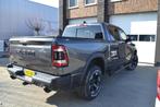 Dodge RAM 1500 5.7 V8 4x4 LPG Crew Cab Rebel 12 inch scherm,, Automaat, Gebruikt, 5654 cc, Stoelverwarming