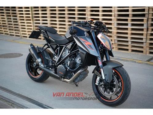 *VERKOCHT* KTM 1290 SUPER DUKE R | Akrapovic | Carbon ! (bj, Motoren, Motoren | KTM, Bedrijf, Naked bike, meer dan 35 kW, 2 cilinders