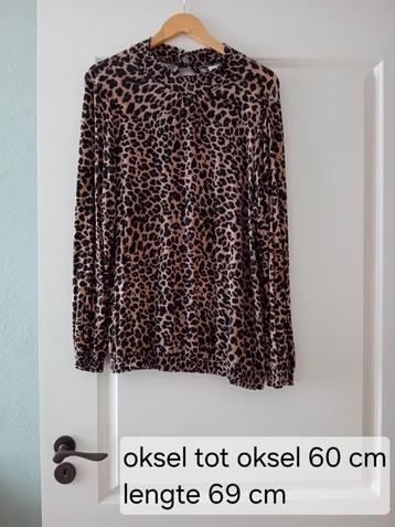 TREND ONE Printblouse travelstof i.g.st maat 42/44 beschikbaar voor biedingen