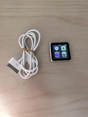 Apple iPod Nano 6 – 8GB – zo goed als nieuw + USB kabel beschikbaar voor biedingen