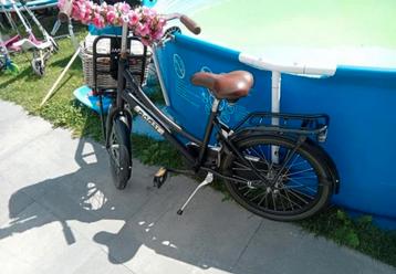 Popal meisjes fiets 20 inch mat zwart
 beschikbaar voor biedingen