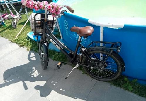 Popal meisjes fiets 20 inch mat zwart, Fietsen en Brommers, Fietsen | Meisjes, Zo goed als nieuw, 20 inch, Ophalen