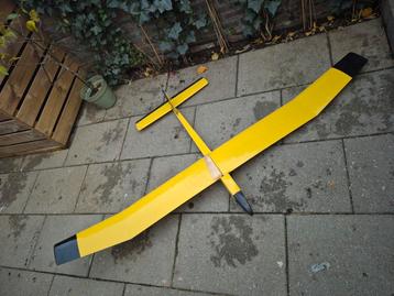 Groupner amigo zwever met werk opruiming  beschikbaar voor biedingen