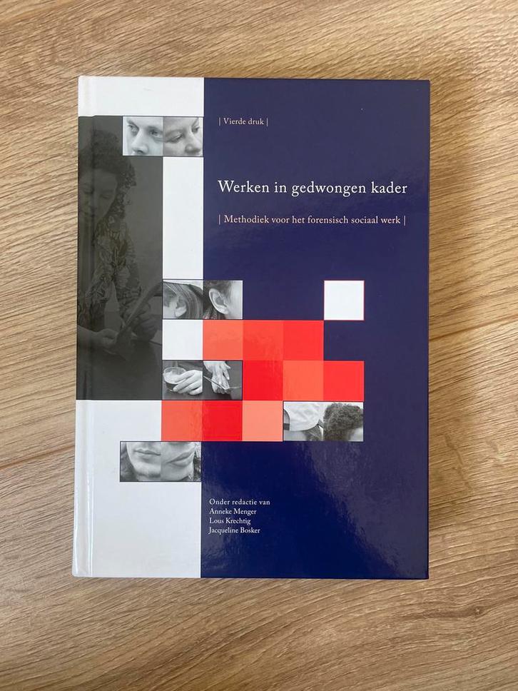 Werken in gedwongen kader, Boeken, Psychologie, Zo goed als nieuw, Klinische psychologie, Ophalen of Verzenden