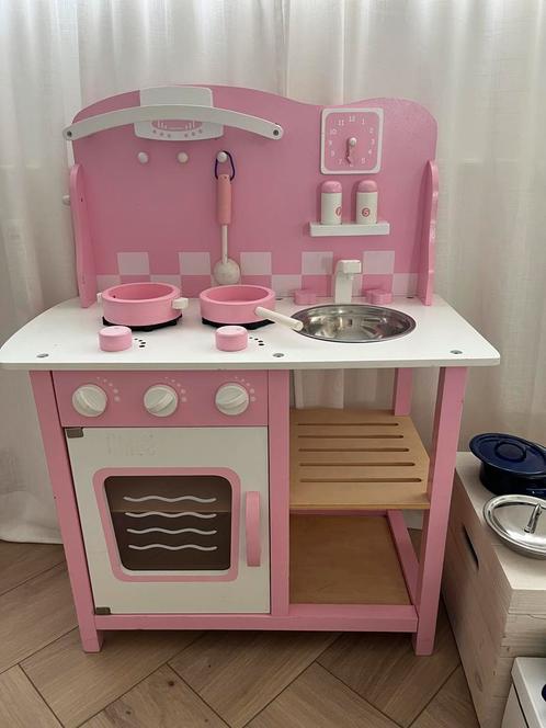 Roze Kinderkeuken met Accessoires, Kinderen en Baby's, Speelgoed | Speelkeukens, Gebruikt, Speelkeuken, Hout, Ophalen of Verzenden