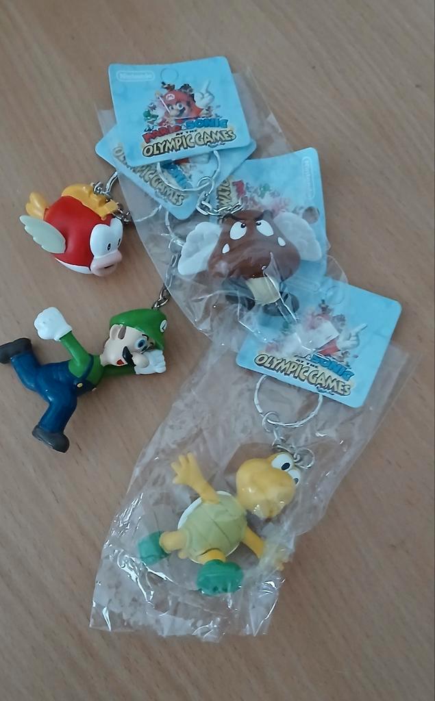 Mario & Sonic Olympic Games Sleutelhangers - 4 Stuks, Verzamelen, Poppetjes en Figuurtjes, Nieuw, Ophalen of Verzenden