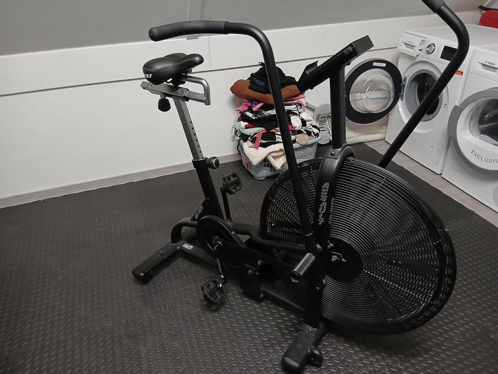 Assault Airbike - Topconditie!, Sport en Fitness, Fitnessapparatuur, Zo goed als nieuw, Airbike, Ophalen