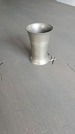 Tinnen vaasje antiek 9 cm hoog, Ophalen of Verzenden