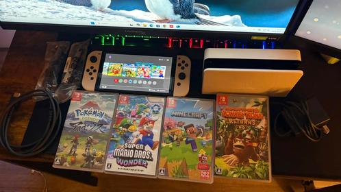 Nintendo Switch Oled uit Japan!, Spelcomputers en Games, Spelcomputers | Nintendo Switch, Zo goed als nieuw, Switch OLED, Met 1 controller