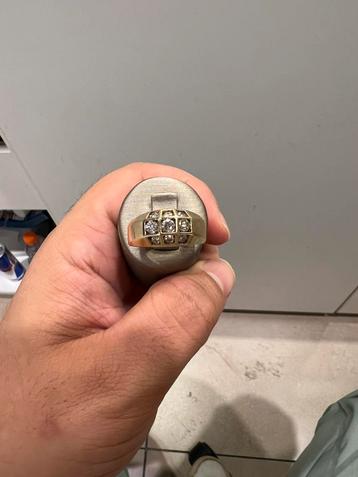 gouden herenring met 1 carat diamanten beschikbaar voor biedingen
