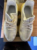 Adidas Yeezy Boost 350 V2 Natural mt 45 1/3 z.g.a.n., Kleding | Heren, Schoenen, Overige kleuren, Ophalen of Verzenden, Adidas Yeezy