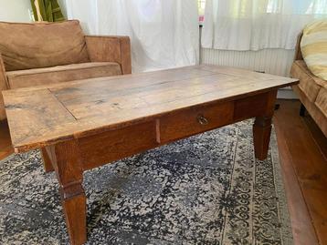Massief houten salontafel teakhout beschikbaar voor biedingen