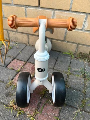 Loopfietsje voor kleine kinderen beschikbaar voor biedingen
