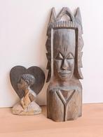 2 beelden man in hart +/- 25x17 cm groot plat beeld 49x17 cm, Ophalen of Verzenden