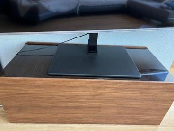 Sanus TV Stand beschikbaar voor biedingen